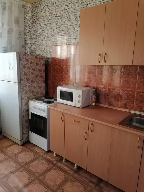 1-к. квартира, 40 м, 8/10 эт. - Фото 0