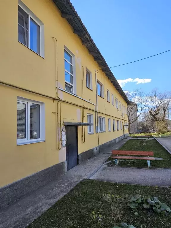 1-к кв. Псковская область, Остров 1 Мая ул., 9 (29.0 м) - Фото 1