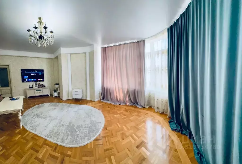 2-к кв. Дагестан, Махачкала ул. Устарбекова, 6 (86.0 м) - Фото 1