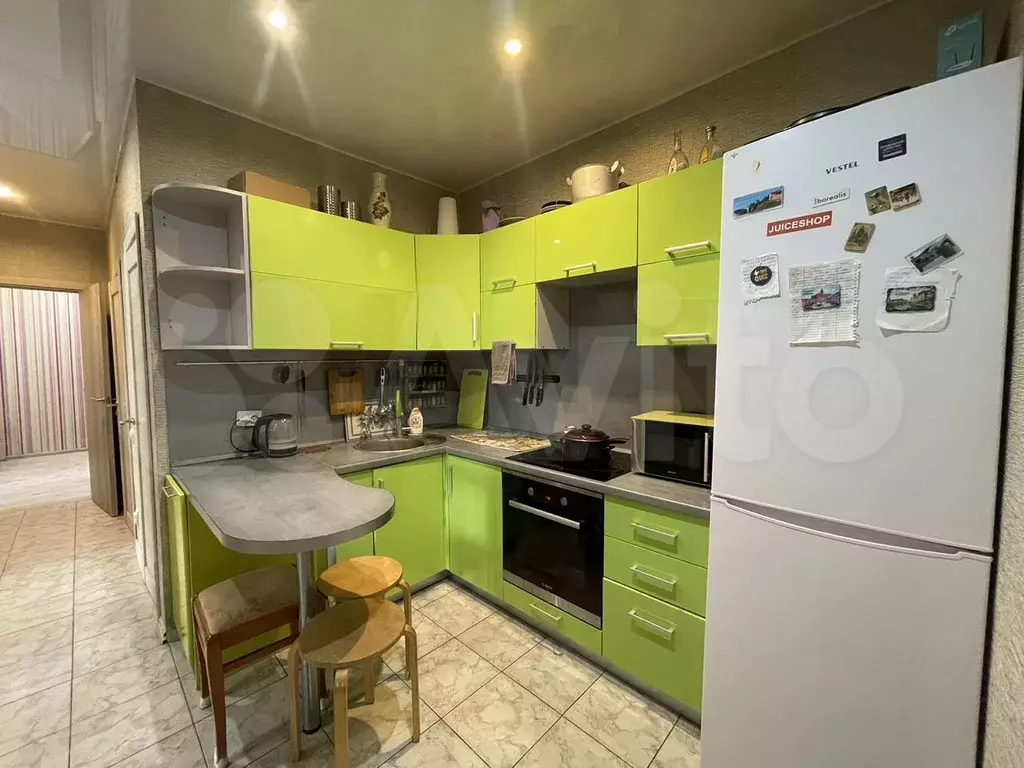 3-к. квартира, 70 м, 3/3 эт. - Фото 0