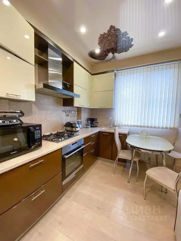 2-к кв. Краснодарский край, Сочи ул. Макаренко, 8/6А (40.5 м) - Фото 2