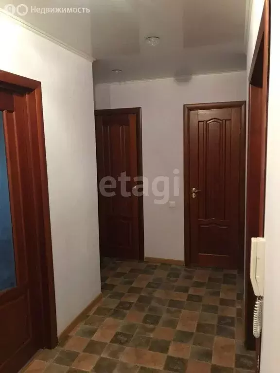 3-комнатная квартира: Ишимбай, Стахановская улица, 28 (59 м) - Фото 0