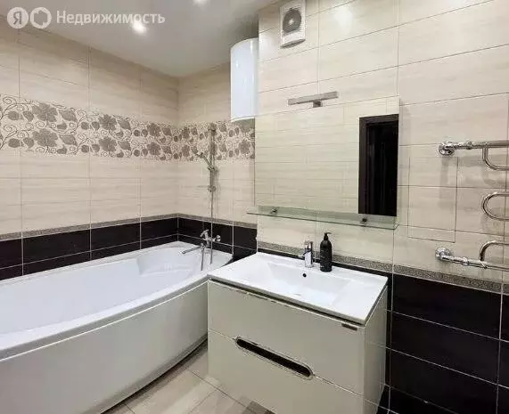 2-комнатная квартира: Ростов-на-Дону, улица Города Волос, 42/105 (77 ... - Фото 0