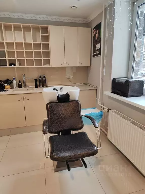 Помещение свободного назначения в Санкт-Петербург пос. Парголово, ... - Фото 1