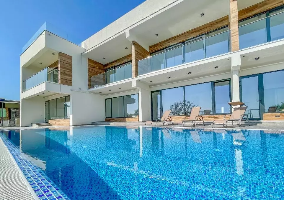 Таунхаус в Краснодарский край, Сочи Курортный просп., 100/98Б (145 м) - Фото 1