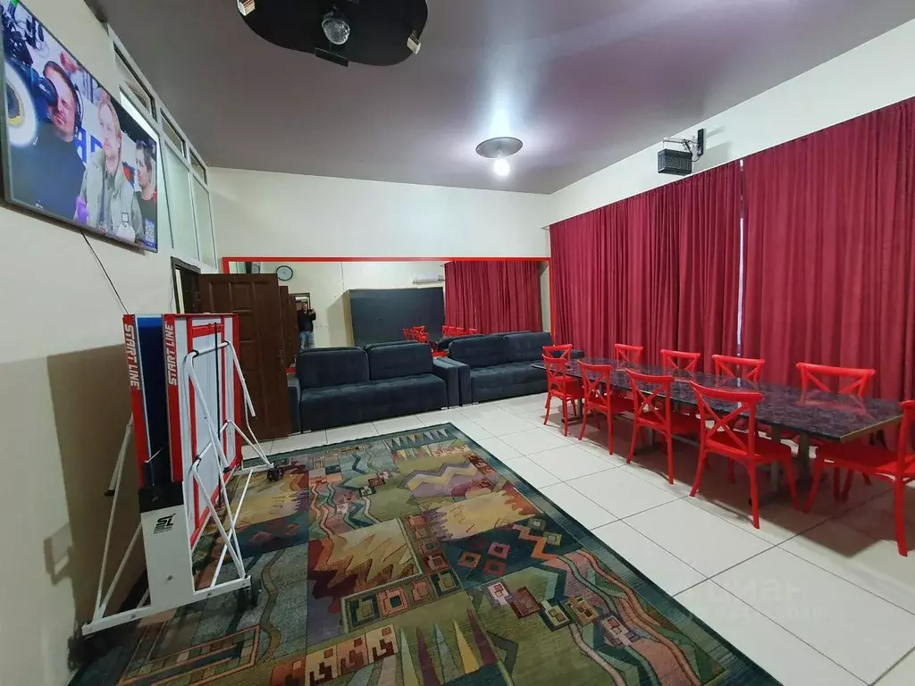 5-к кв. Астраханская область, Астрахань ул. Свердлова, 53 (180.0 м) - Фото 1