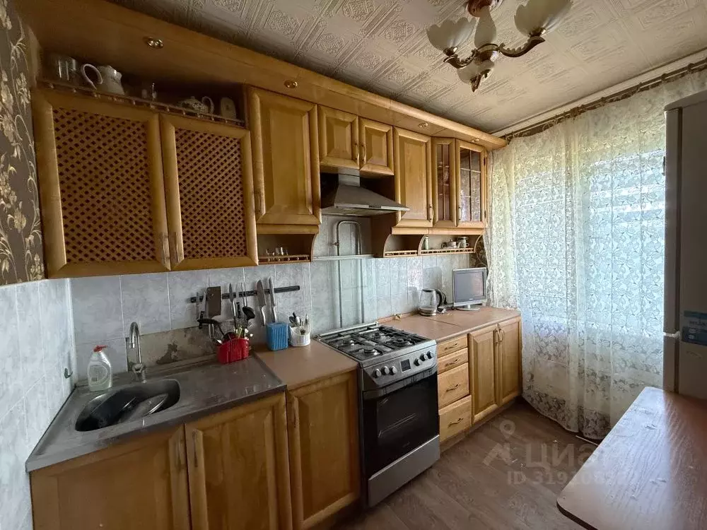 2-к кв. Омская область, Омск просп. Королева, 10 (46.0 м) - Фото 1