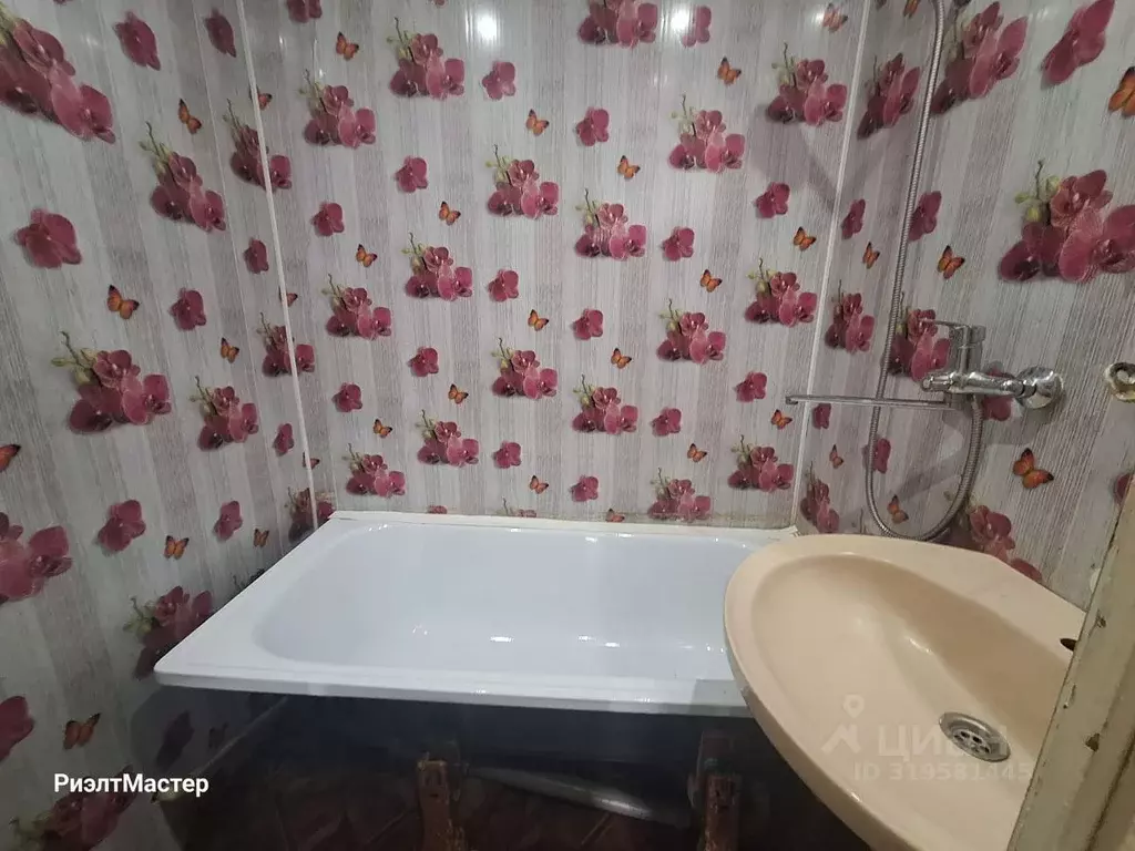 2-к кв. Костромская область, Нерехта Новинская ул., 42 (45.4 м) - Фото 1