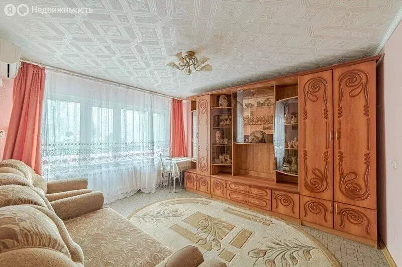 3-комнатная квартира: Пенза, улица Кижеватова, 17 (67.9 м) - Фото 1
