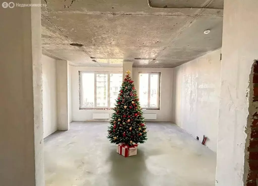 3-комнатная квартира: Тюмень, микрорайон Тарманы, улица Малышева, ... - Фото 2