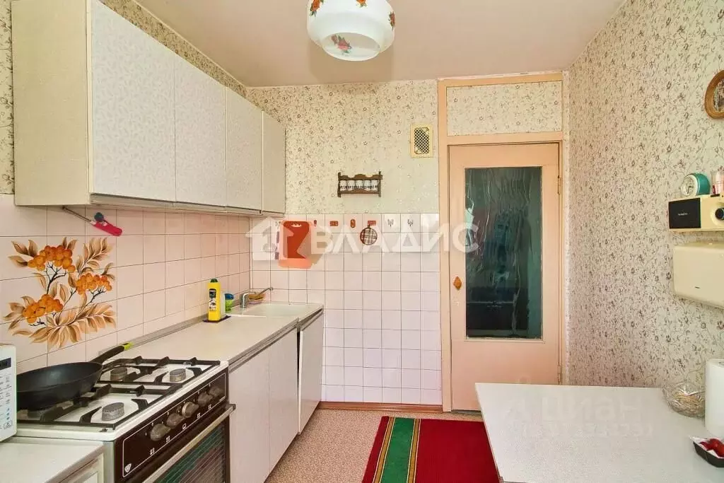 3-к кв. Владимирская область, Владимир ул. Верхняя Дуброва, 30 (64.7 ... - Фото 1