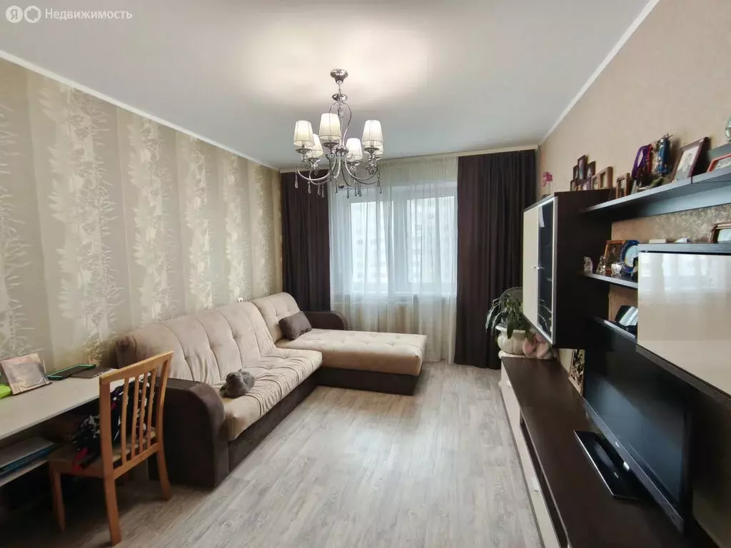 1-комнатная квартира: Орёл, улица Полковника Старинова, 5 (39 м) - Фото 0