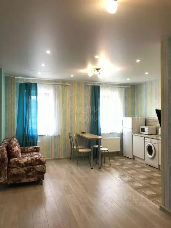 Студия Тюменская область, Тюмень Харьковская ул., 68 (44.0 м) - Фото 1