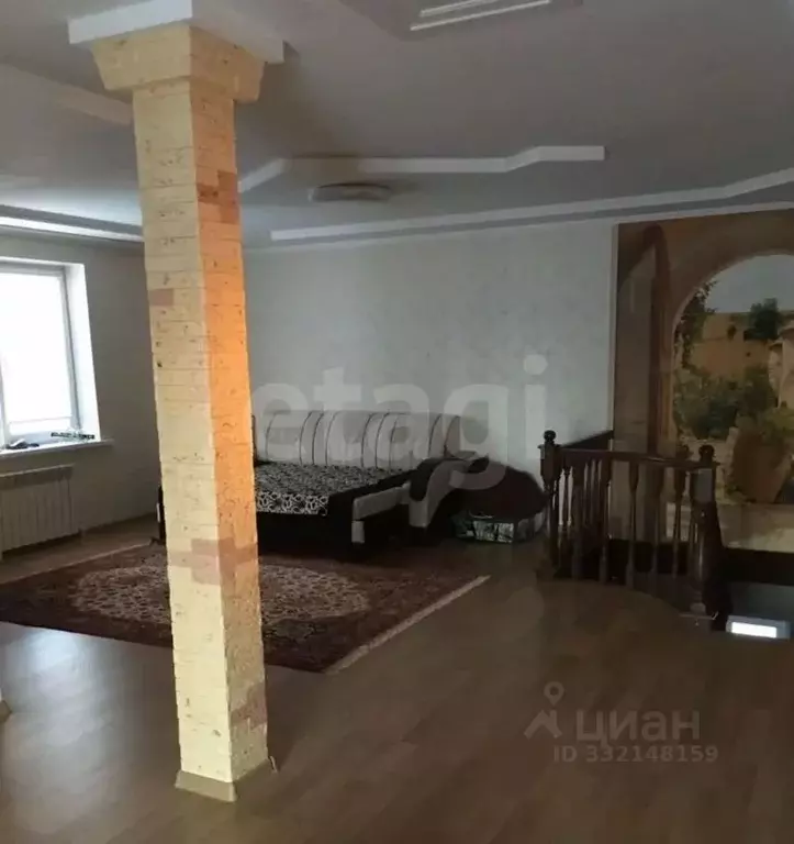 Дом в Саратовская область, Красный Кут Коммунистическая ул., 18 (180 ... - Фото 1