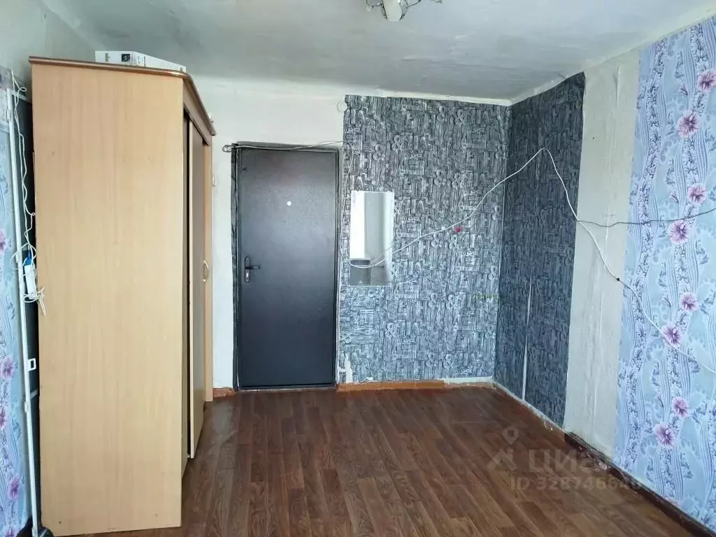 Комната Омская область, Омск просп. Космический, 29 (12.7 м) - Фото 2