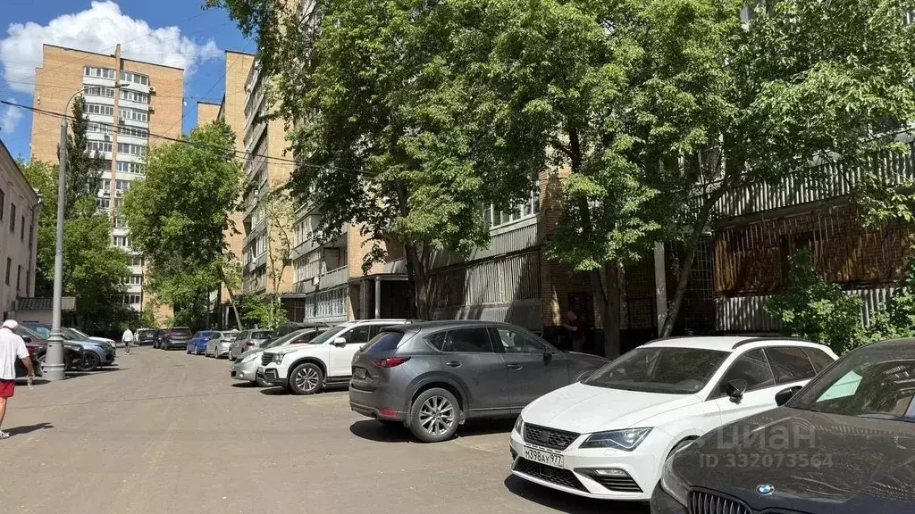 Гараж в Москва Средний Тишинский пер., 24-26 (11 м) - Фото 1