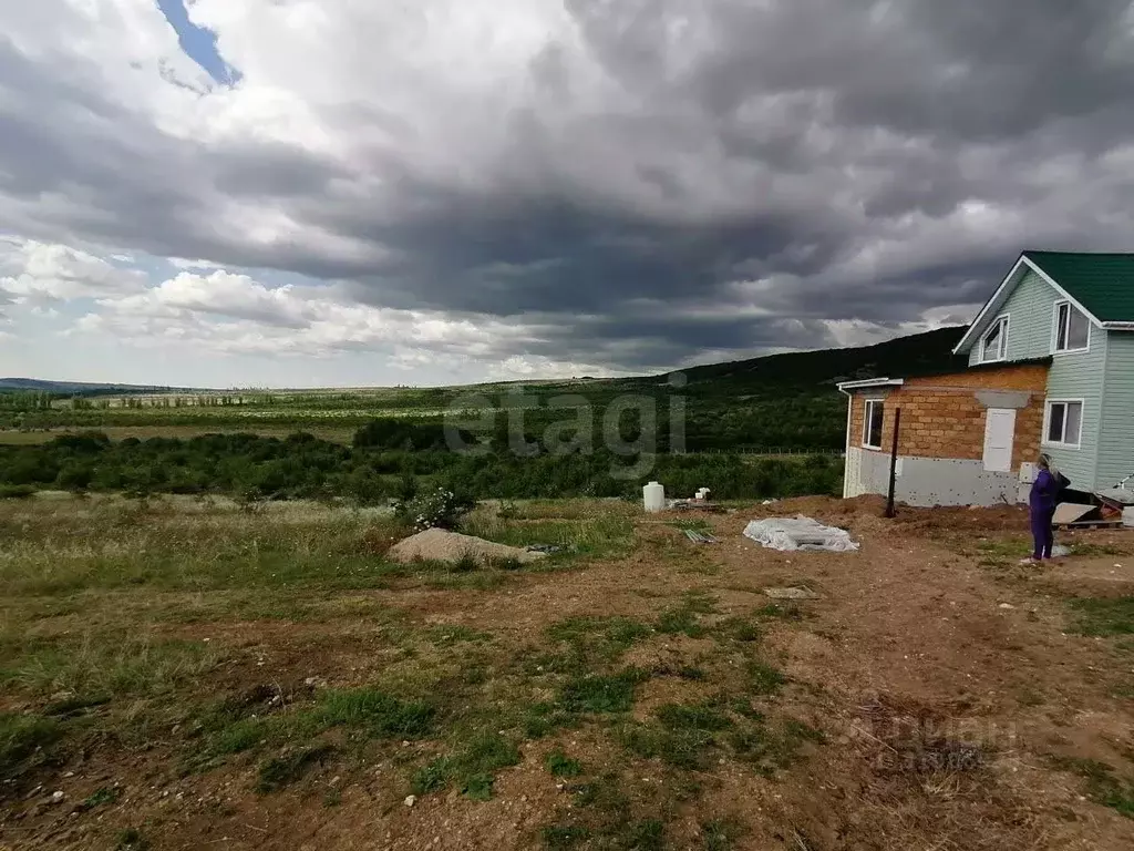 Участок в Крым, Симферопольский район, Трудовское с/пос, с. Дружное ... - Фото 0