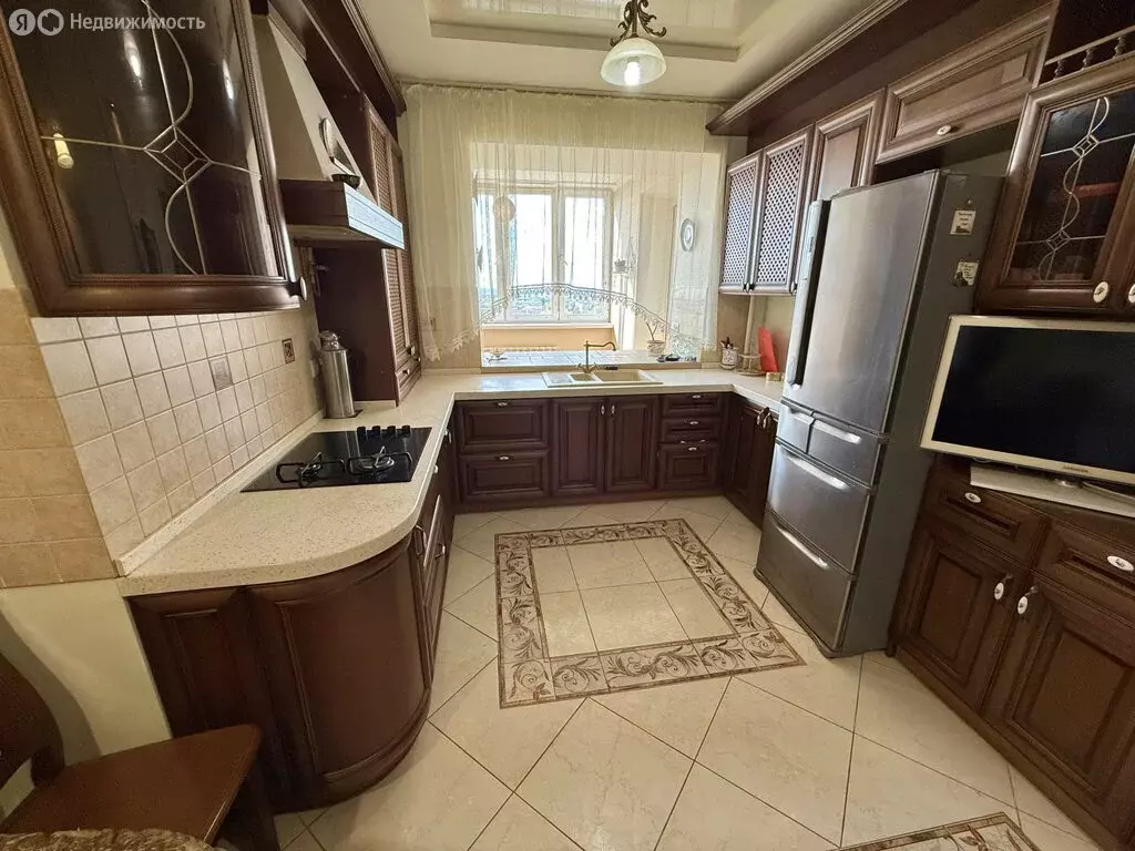 2-комнатная квартира: Ейск, улица Энгельса, 21/1к2 (64 м) - Фото 1