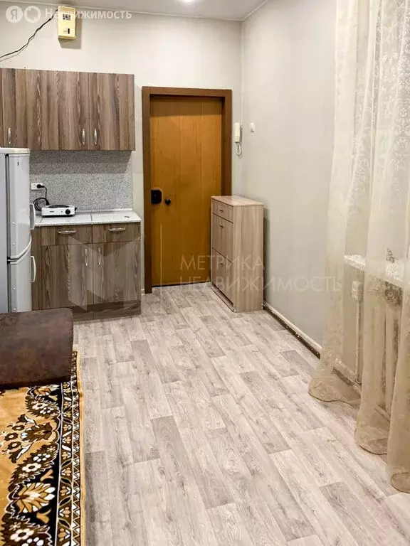Квартира-студия: Тюмень, улица Котовского, 61 (12.3 м) - Фото 2