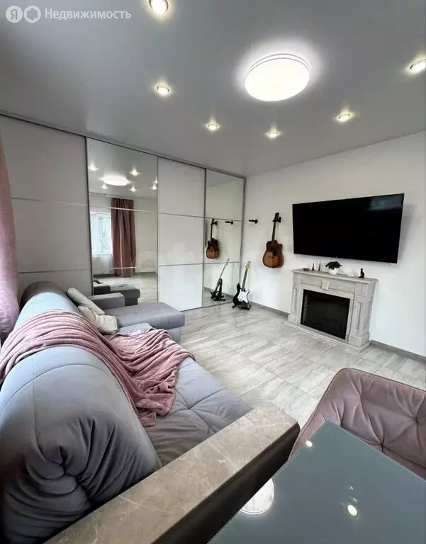 3-комнатная квартира: посёлок Малое Исаково, Коммунальная улица, 14А ... - Фото 2