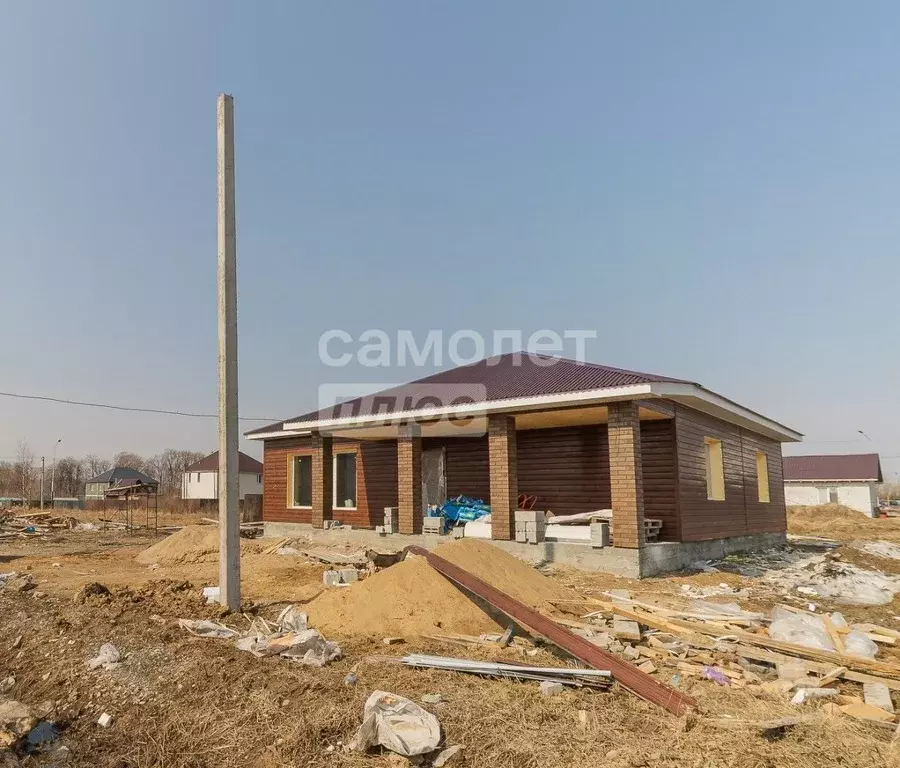 Дом в Хабаровский край, Хабаровск ул. Автомобилистов, 39/4 (120 м) - Фото 1