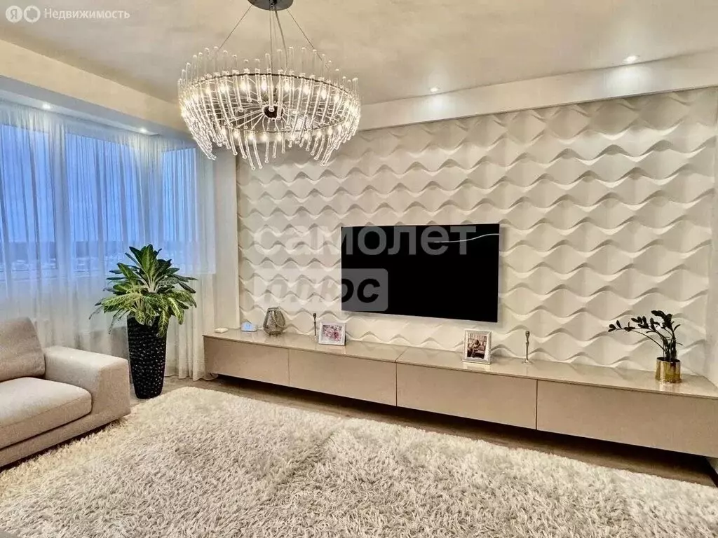 2-комнатная квартира: Красногорск, Ильинское шоссе, 16 (95 м) - Фото 2