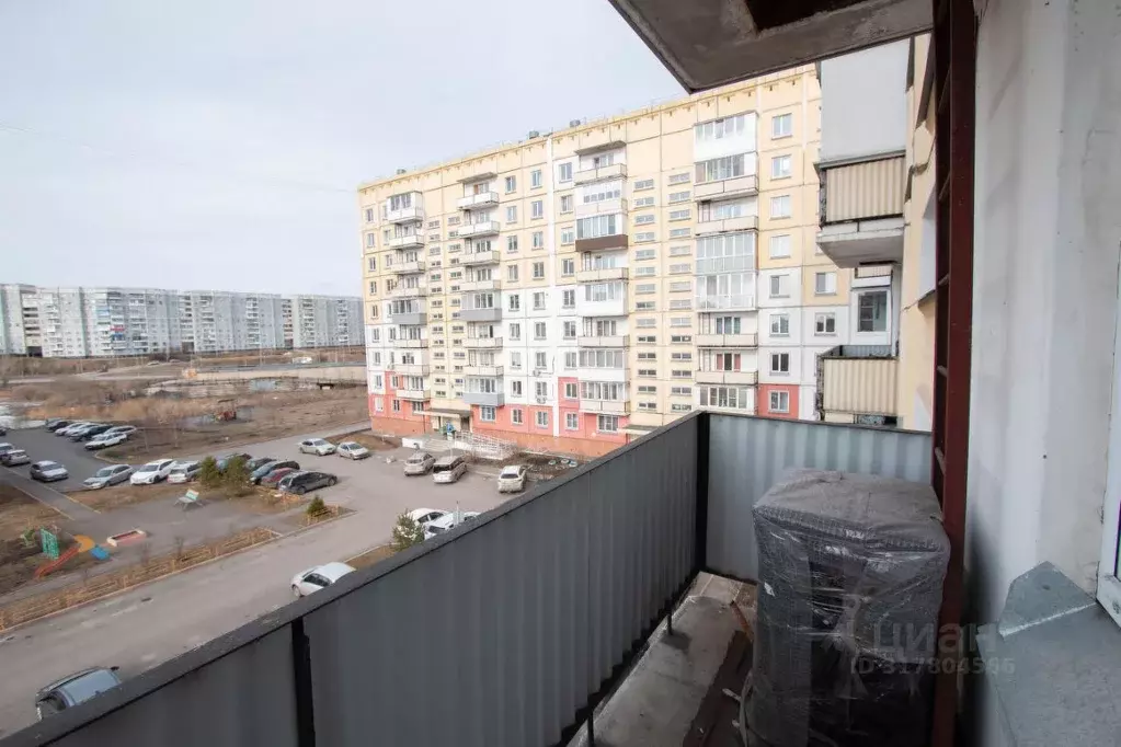 2-к кв. Кемеровская область, Новокузнецк просп. Авиаторов, 25 (53.0 м) - Фото 1