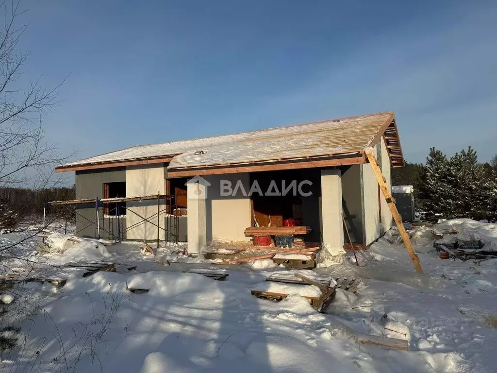 Дом в Владимирская область, Владимир д. Уварово, ул. Дубровка (120 м) - Фото 0