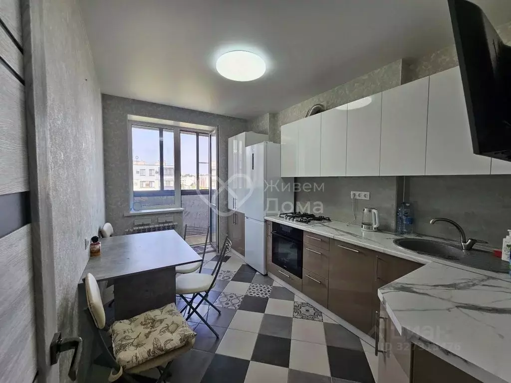 2-к кв. Волгоградская область, Волгоград ул. Добрушина, 7Б (55.0 м) - Фото 0