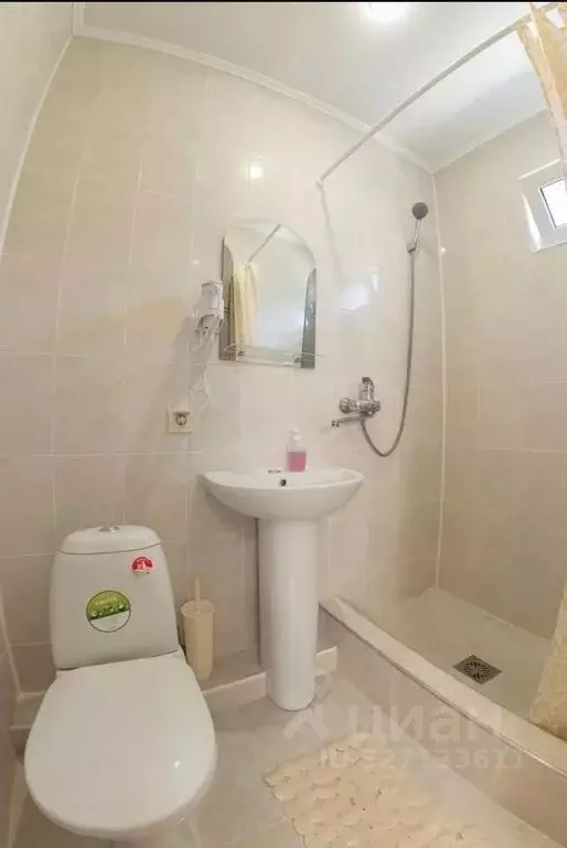 Комната Крым, Бахчисарайский район, с. Песчаное ул. Набережная, 7/73 - Фото 2