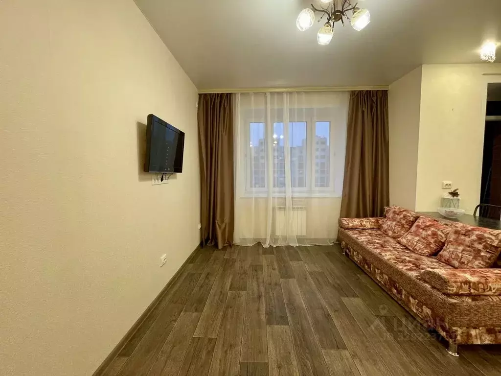 Студия Омская область, Омск ул. Красный Путь, 101к1 (40.0 м) - Фото 2