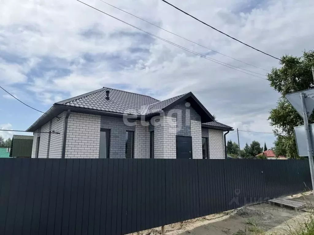 Дом в Тюменская область, Тобольский муниципальный округ, пос. ... - Фото 2