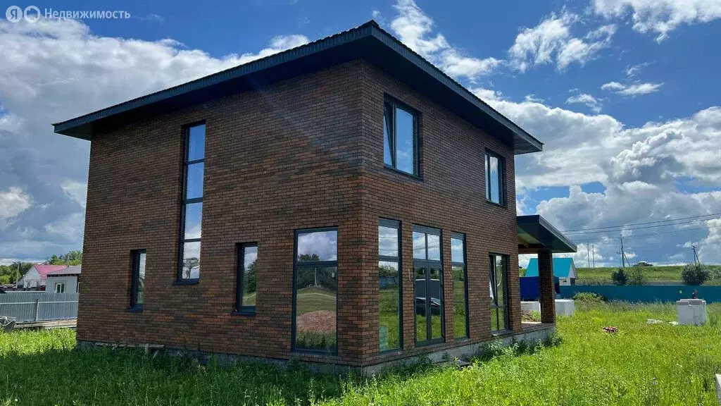 Дом в село Нижегородка, Центральная улица, 49 (168.9 м) - Фото 1
