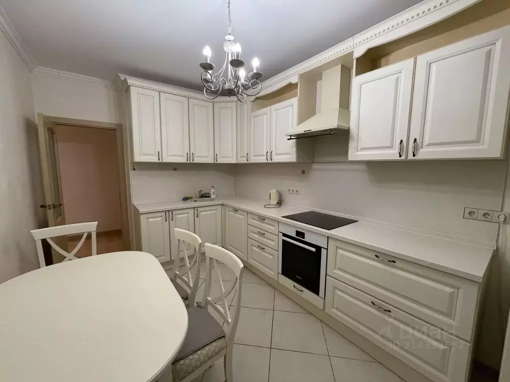 3-к кв. Москва Внуковское поселение, ул. Анны Ахматовой, 20 (85.0 м) - Фото 0