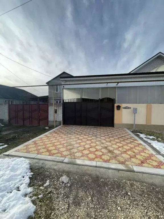 Дом в Ставропольский край, Пятигорск городской округ, пос. ... - Фото 0