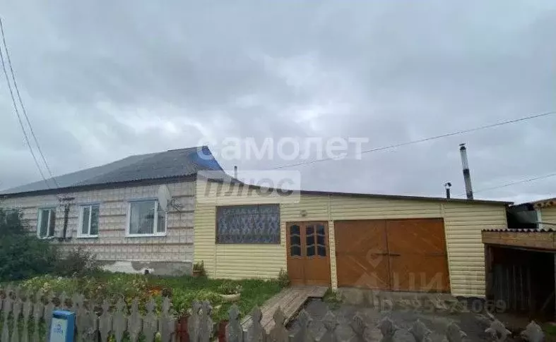 3-к кв. Томская область, с. Бакчар ул. 79-й Гвардейской дивизии, 10 ... - Фото 1