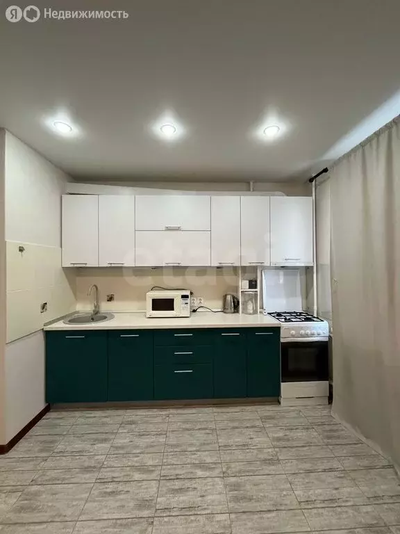 3-комнатная квартира: Усинск, Приполярная улица, 10А (65.6 м) - Фото 2