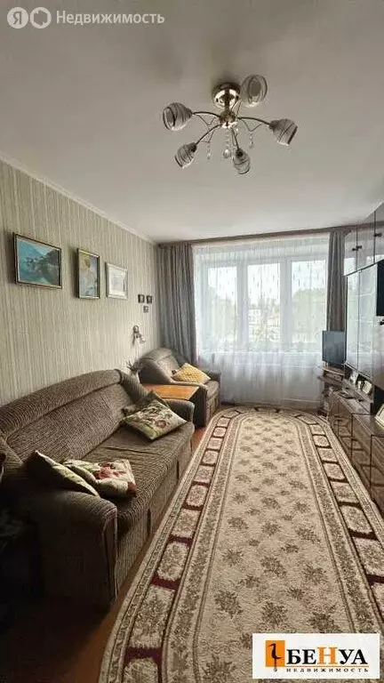3-комнатная квартира: Луга, проспект Кирова, 68 (56 м) - Фото 0