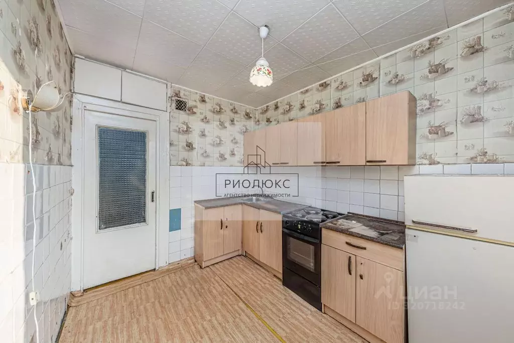2-к кв. Челябинская область, Челябинск Шенкурская ул., 7А (53.1 м) - Фото 1