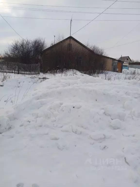 Дом в Оренбургская область, Новосергиевский район, с. Покровка ... - Фото 0