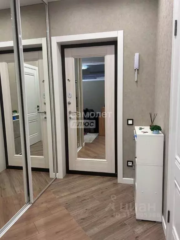 2-к кв. Воронежская область, Воронеж ул. Суворова, 122Б (41.8 м) - Фото 0