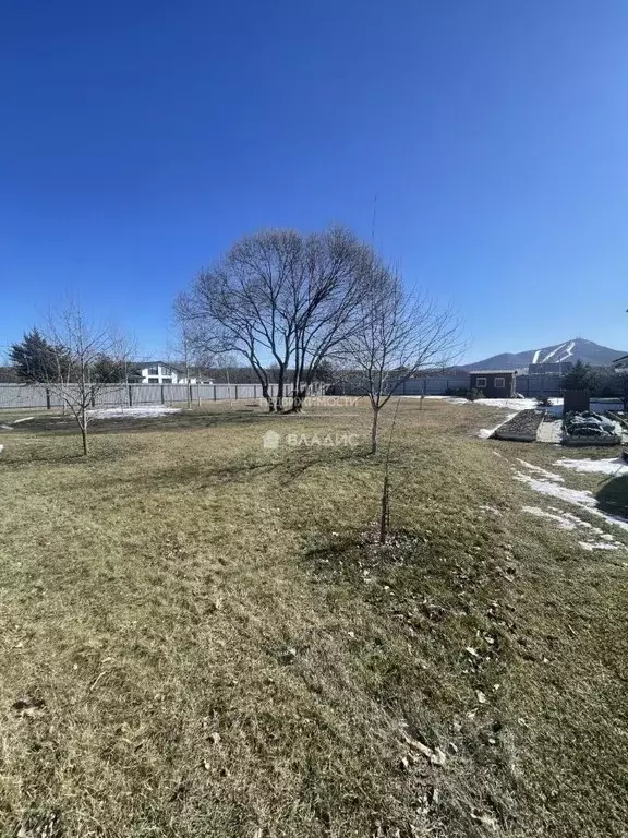Участок в Приморский край, Арсеньев ул. Южная (15.0 сот.) - Фото 0