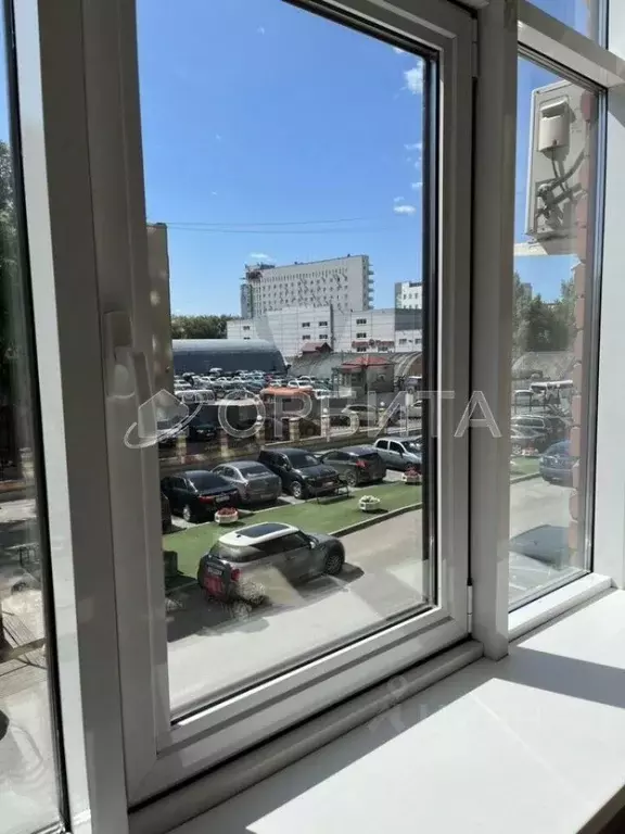 Офис в Тюменская область, Тюмень ул. Малыгина, 90 (90 м) - Фото 0
