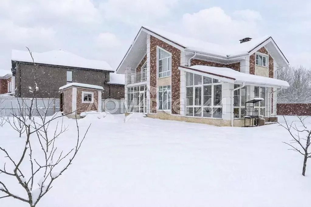 Дом в Москва д. Софьино, Гайд Парк кп,  (220 м) - Фото 1