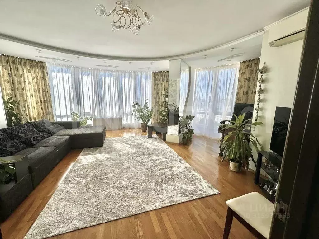 2-к кв. Севастополь ул. Маячная, 16 (89.5 м) - Фото 0