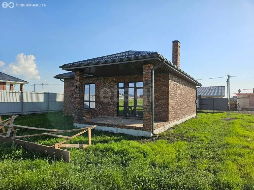 Дом в село Кулешовка, улица Ивасенко (120 м) - Фото 2