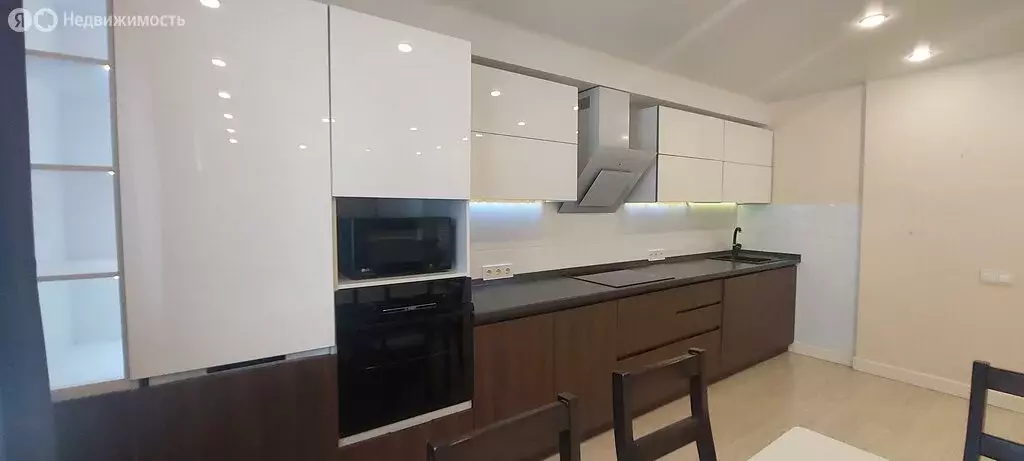 3-комнатная квартира: Иркутск, микрорайон Топкинский, 74 (88.5 м) - Фото 1
