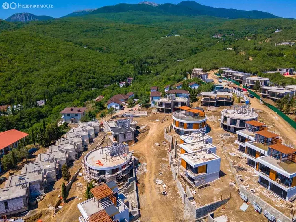 Дом в Республика Крым, муниципальный округ Алушта, село Виноградное, ... - Фото 1