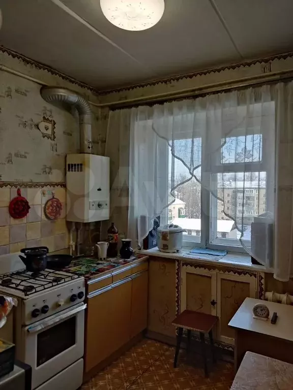 5-к. квартира, 30,5 м, 5/5 эт. - Фото 0