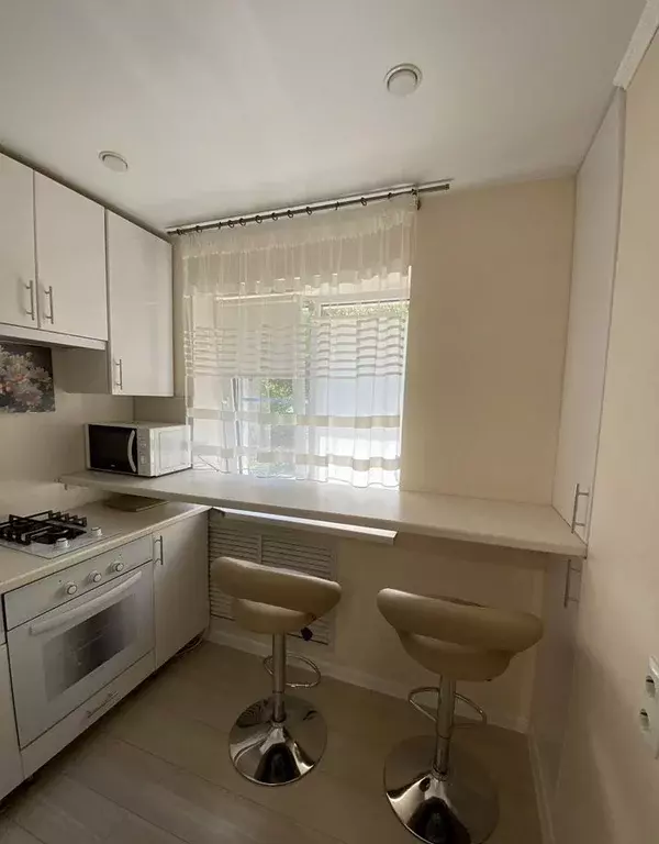2-к кв. Краснодарский край, Сочи ул. Куйбышева, 27 (50.0 м) - Фото 1